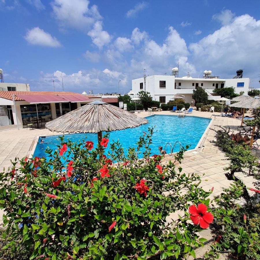 Lovely 1-Bedroom Unit @ Fabulous Location Pafos Exterior foto
