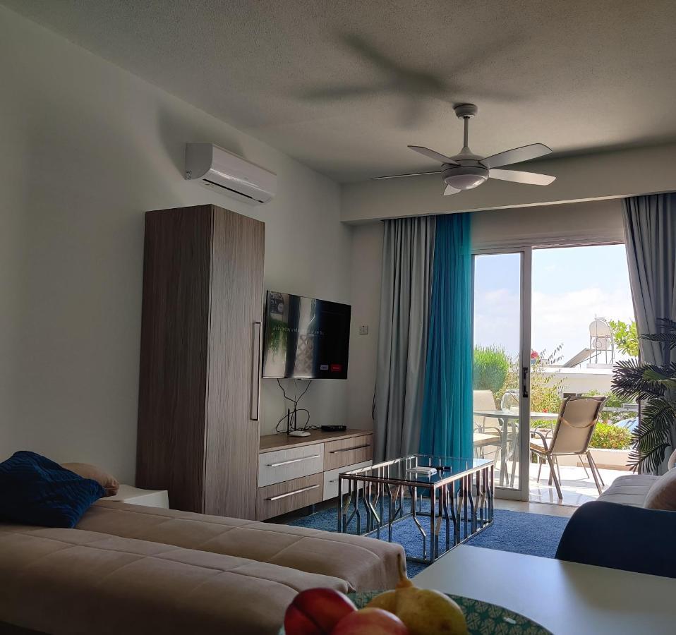 Lovely 1-Bedroom Unit @ Fabulous Location Pafos Exterior foto